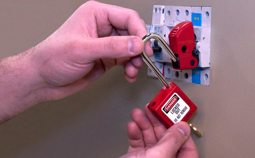 Apply padlock vertically